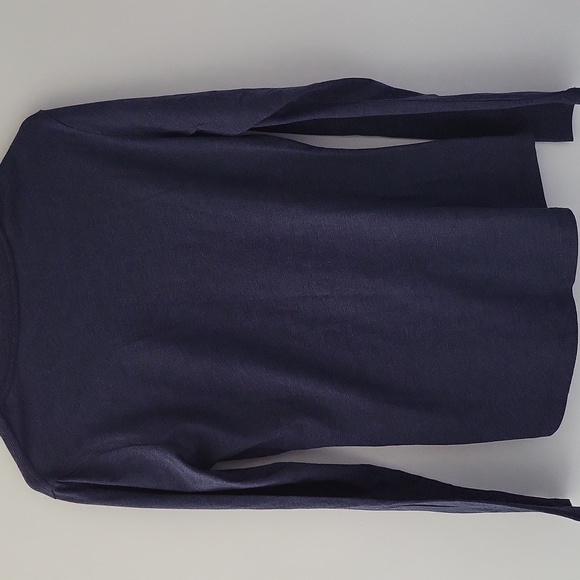 Natural Reflections V-Neck Long Sleeve - Picture 2 of 3